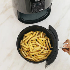 4-Quart Ceramic-Coated Non-Stick Crispy Frying, Baking, Heating and Dehydrating Air Fryer